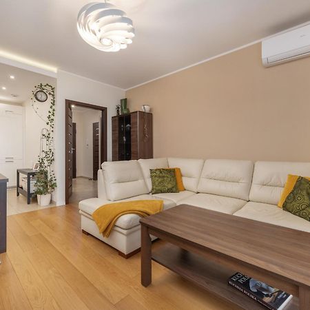 Comfortable Apartment Krakowska Wroclaw With Free Parking By Noclegi Renters Экстерьер фото