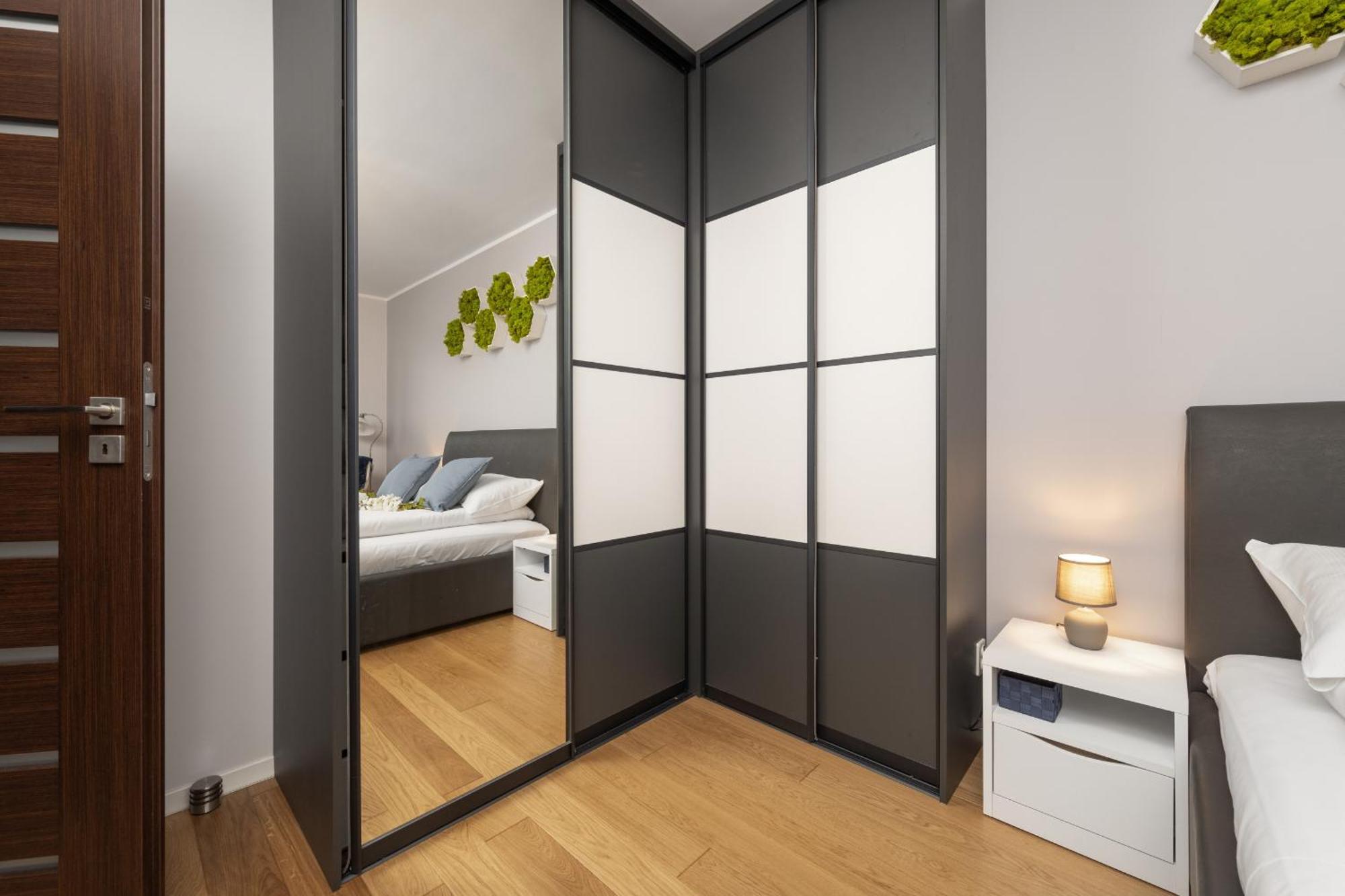Comfortable Apartment Krakowska Wroclaw With Free Parking By Noclegi Renters Экстерьер фото