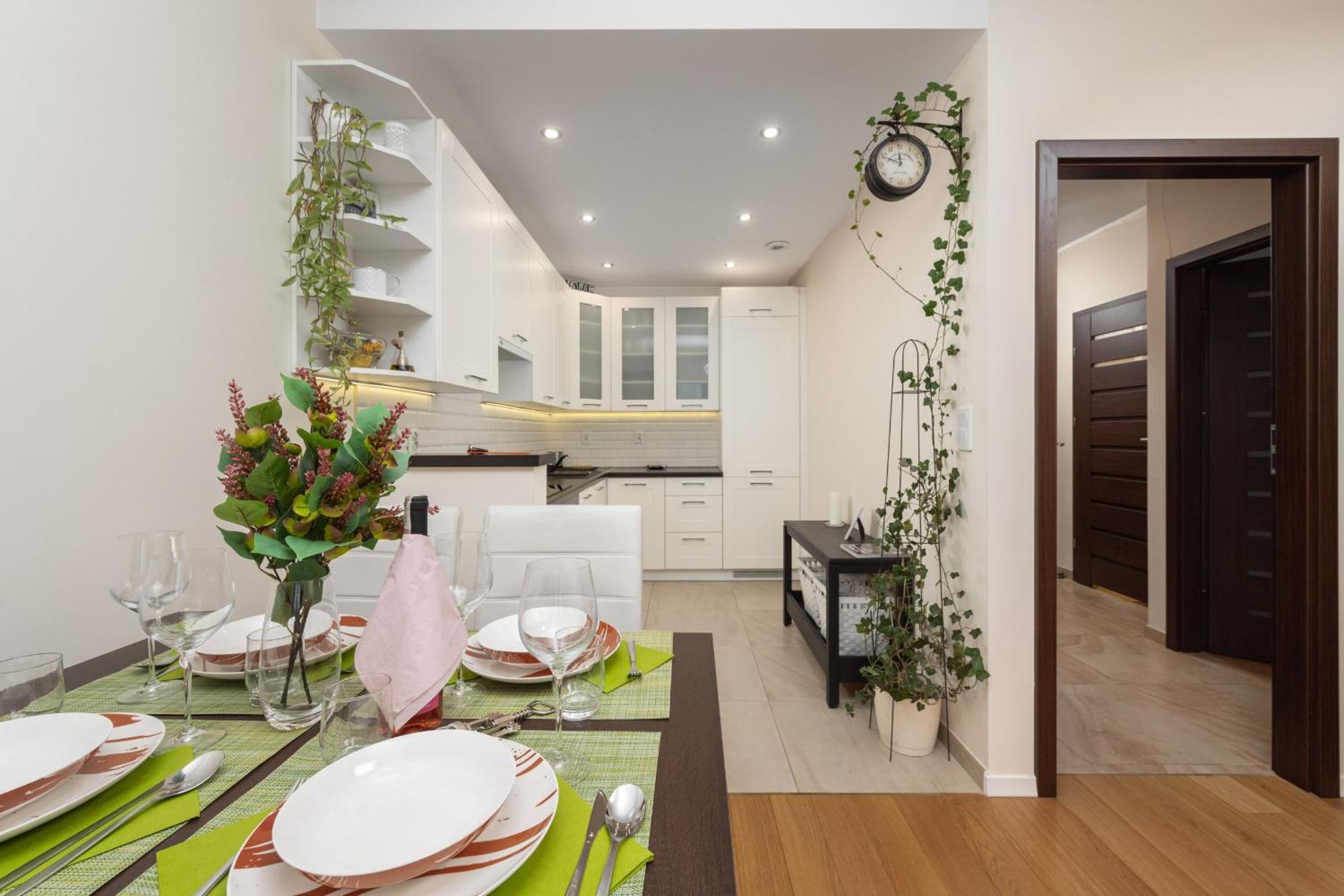 Comfortable Apartment Krakowska Wroclaw With Free Parking By Noclegi Renters Экстерьер фото